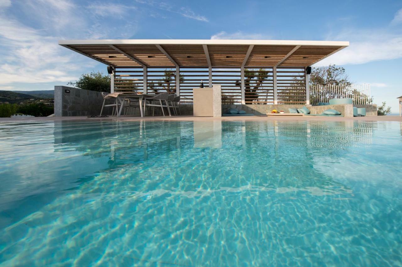 B&B Capo Torre Resort & Spa Альбисола-Супериоре Экстерьер фото
