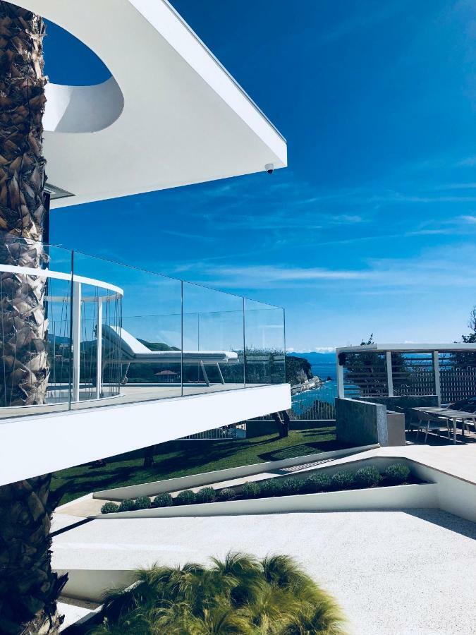 B&B Capo Torre Resort & Spa Альбисола-Супериоре Экстерьер фото